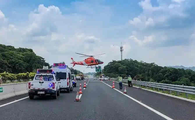 道真高速公路汽车救援案例